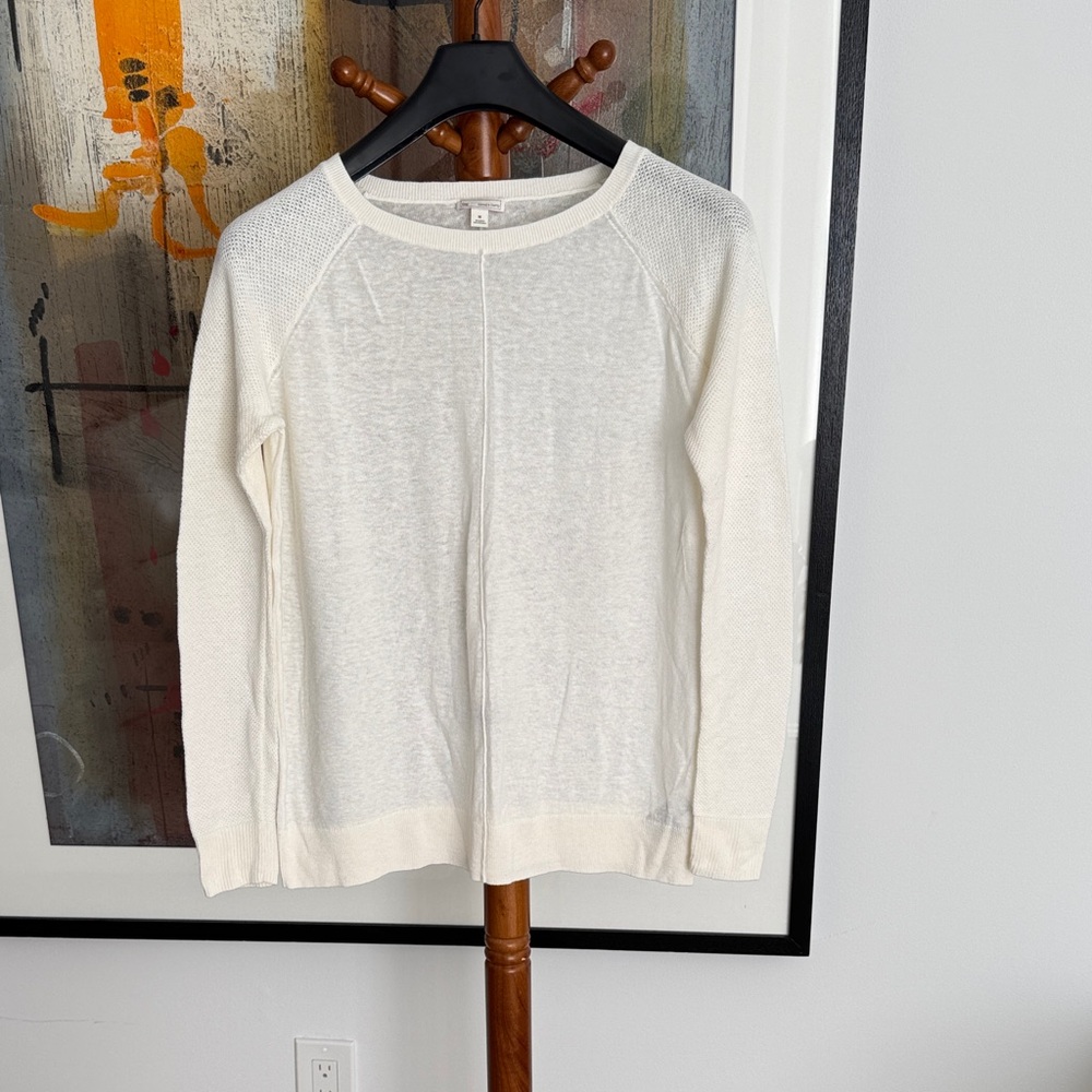 GAP Women’s Long Sleeve Sweater